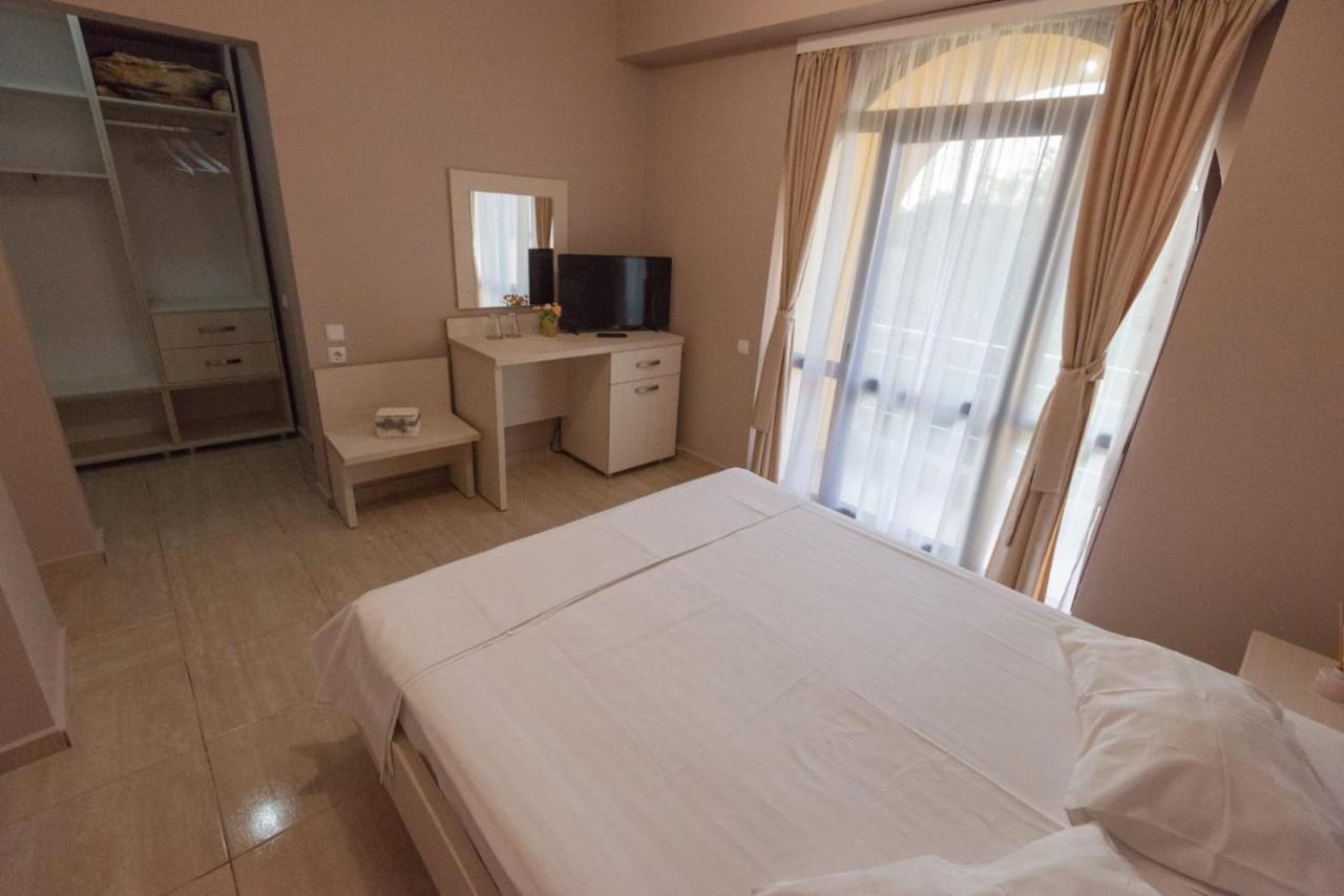 Casa Meyra Hotel Jupiter Bagian luar foto