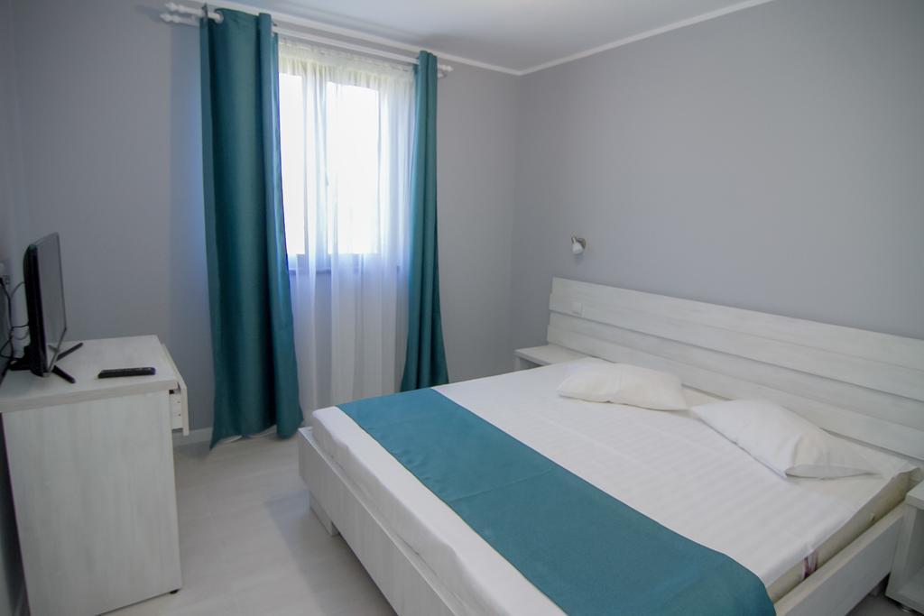 Casa Meyra Hotel Jupiter Bagian luar foto